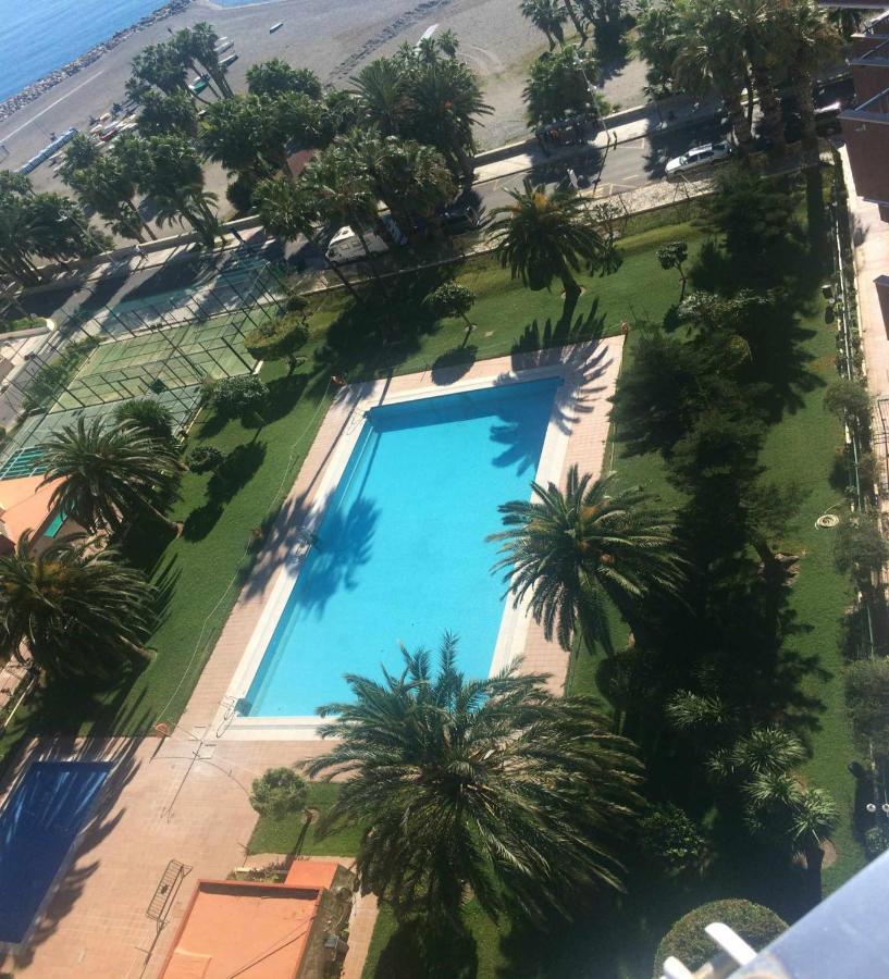 Apartamento Las Gondolas Playa Alojamientos Vistamar Almuñécar Exterior foto